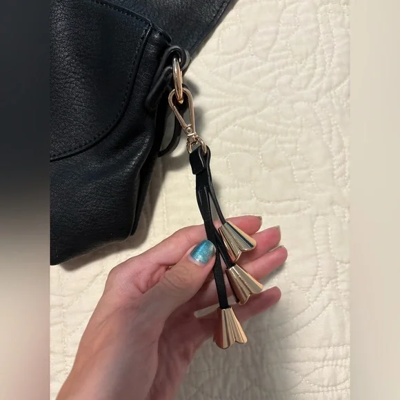 NWOT LC Lauren Conrad Blair Leather Crossbody Bag - Black - Picture 11 of 13